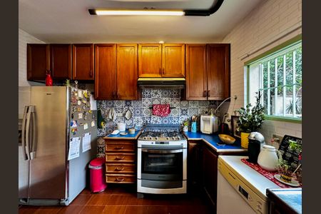 Casa à venda com 250m², 3 quartos e 3 vagasCozinha