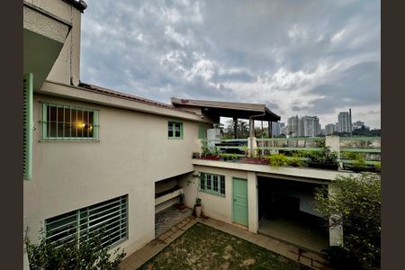 Casa à venda com 250m², 3 quartos e 3 vagasVista Quarto 