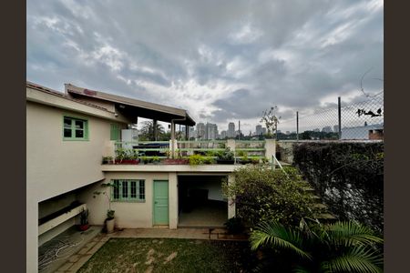 Casa à venda com 250m², 3 quartos e 3 vagasVista Suite
