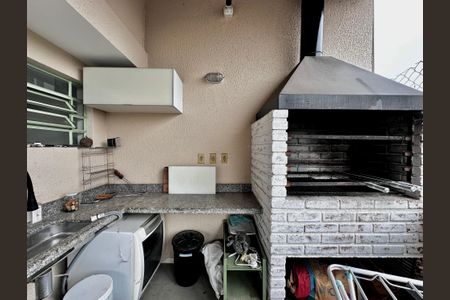 Casa à venda com 250m², 3 quartos e 3 vagasChurrasqueira