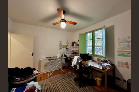 Casa à venda com 250m², 3 quartos e 3 vagasQuarto 2