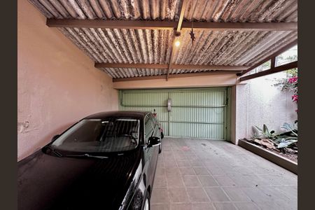 Casa à venda com 250m², 3 quartos e 3 vagasGaragem