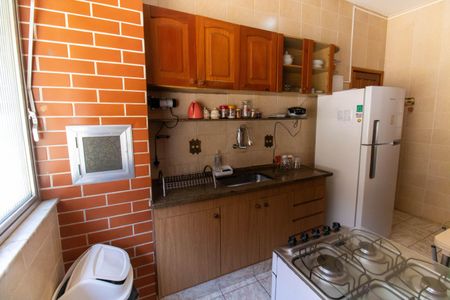 Apartamento para alugar com 82m², 3 quartos e sem vagaCozinha e Área de Serviço