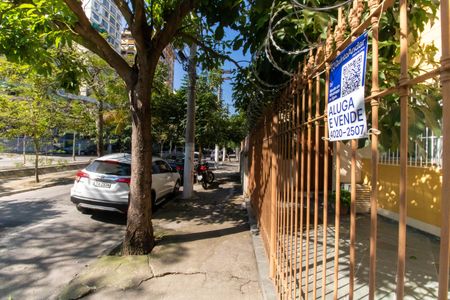 Apartamento para alugar com 82m², 3 quartos e sem vagaPlaquinha