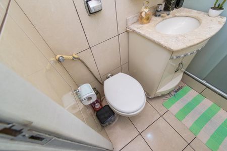 Apartamento à venda com 58m², 2 quartos e sem vaga Apartamento à venda com 58m², 2 quartos e sem vagaBanheiro