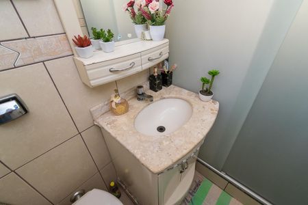 Apartamento à venda com 58m², 2 quartos e sem vaga Apartamento à venda com 58m², 2 quartos e sem vagaBanheiro