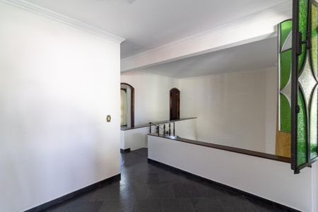 Casa à venda com 250m², 4 quartos e 5 vagasSala 4
