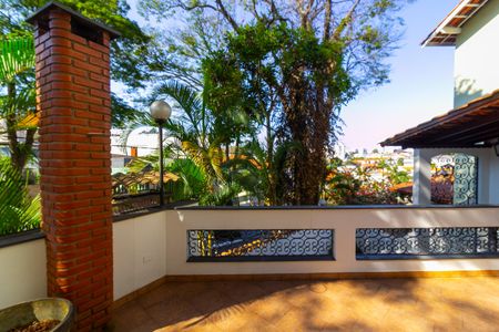 Casa à venda com 250m², 4 quartos e 5 vagasSala 2 vista