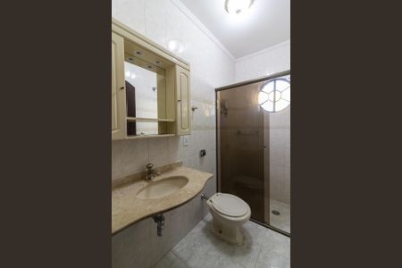 Casa à venda com 250m², 4 quartos e 5 vagasBanheiro Social