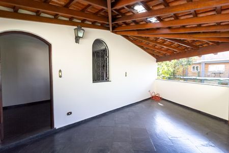 Casa à venda com 250m², 4 quartos e 5 vagasSala 4 varanda