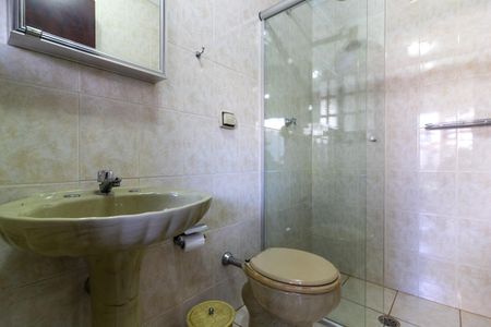 Casa à venda com 250m², 4 quartos e 5 vagasBanheiro de Serviço 2