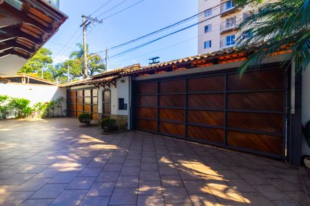 Casa à venda com 250m², 4 quartos e 5 vagasGaragem