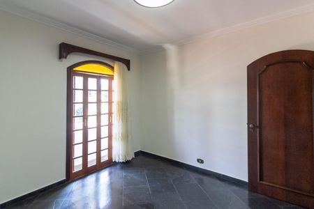 Casa à venda com 250m², 4 quartos e 5 vagasQuarto 2