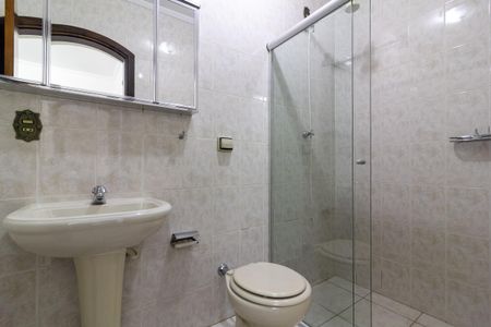 Casa à venda com 250m², 4 quartos e 5 vagasBanheiro de Serviço 1