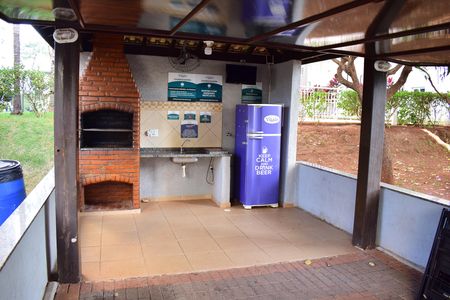 Apartamento para alugar com 49m², 2 quartos e 1 vagaÁrea comum - Churrasqueira