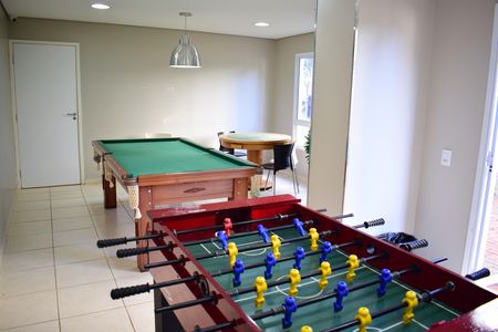Apartamento para alugar com 49m², 2 quartos e 1 vagaÁrea comum - Sala de Jogos
