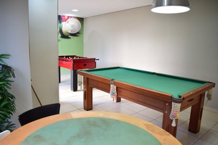 Apartamento para alugar com 49m², 2 quartos e 1 vagaÁrea comum - Sala de Jogos