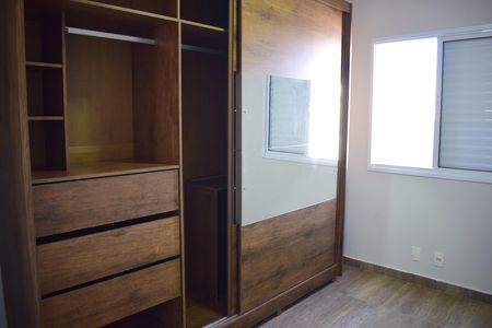 Apartamento para alugar com 49m², 2 quartos e 1 vagaQuarto 2 - Armários