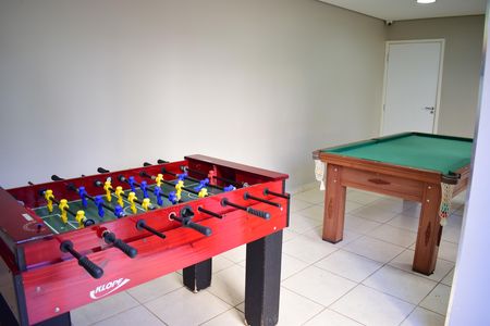 Apartamento para alugar com 49m², 2 quartos e 1 vagaÁrea comum - Sala de Jogos