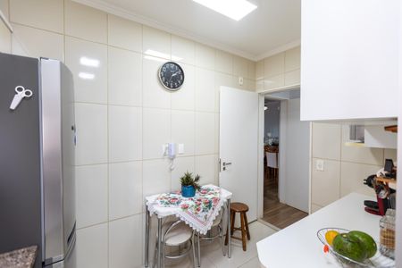Apartamento à venda com 110m², 3 quartos e 2 vagas Apartamento à venda com 110m², 3 quartos e 2 vagasCozinha