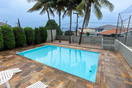 Apartamento à venda com 110m², 3 quartos e 2 vagas Apartamento à venda com 110m², 3 quartos e 2 vagasÁrea comum - Piscina