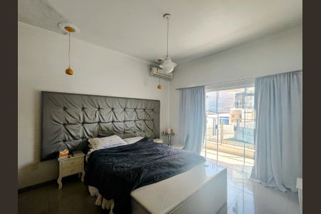 Casa para alugar com 140m², 2 quartos e 4 vagas Casa para alugar com 140m², 2 quartos e 4 vagasSuíte