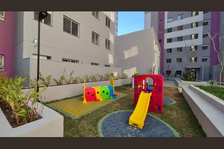 Apartamento à venda com 37m², 2 quartos e sem vagaÁrea Comum - Playground