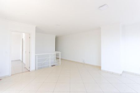 Apartamento à venda com 194m², 4 quartos e 3 vagas Apartamento à venda com 194m², 4 quartos e 3 vagasCobertura