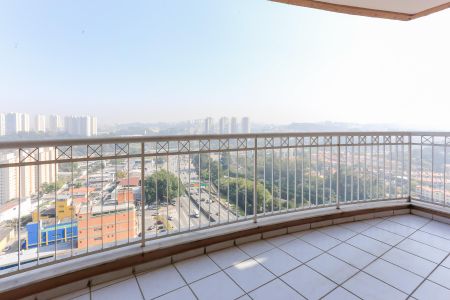 Apartamento à venda com 194m², 4 quartos e 3 vagas Apartamento à venda com 194m², 4 quartos e 3 vagasVaranda da Sal