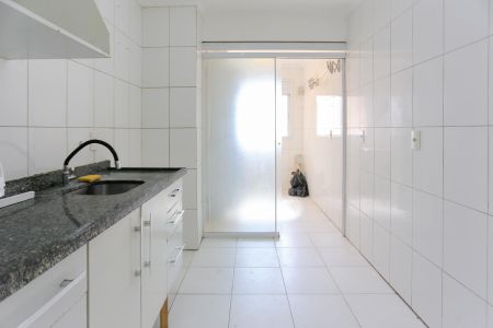 Apartamento à venda com 194m², 4 quartos e 3 vagas Apartamento à venda com 194m², 4 quartos e 3 vagasCozinha