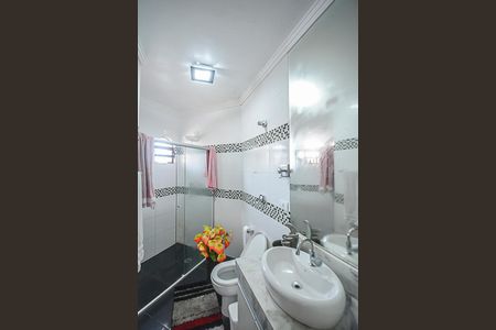 Casa à venda com 430m², 3 quartos e 4 vagasBanheiro da Suíte