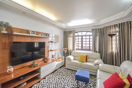 Casa à venda com 430m², 3 quartos e 4 vagasSala