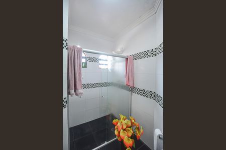 Casa à venda com 430m², 3 quartos e 4 vagasBanheiro da Suíte