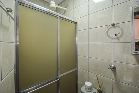 Casa à venda com 430m², 3 quartos e 4 vagasBanheiro de serviço