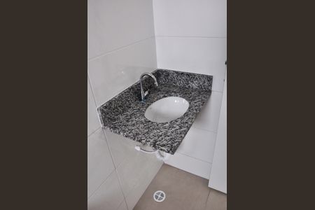 Apartamento à venda com 47m², 2 quartos e 1 vaga Apartamento à venda com 47m², 2 quartos e 1 vaga Banheiro Social