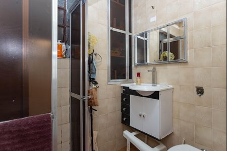 Apartamento à venda com 73m², 3 quartos e sem vaga Apartamento à venda com 73m², 3 quartos e sem vagaBanheiro Social
