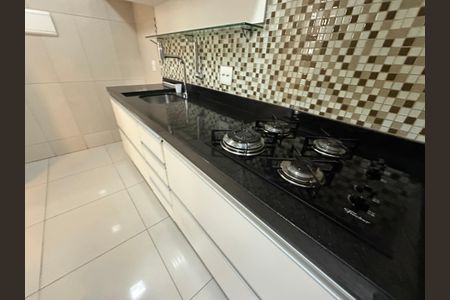 Apartamento para alugar com 62m², 2 quartos e 1 vaga Apartamento para alugar com 62m², 2 quartos e 1 vagaCozinha