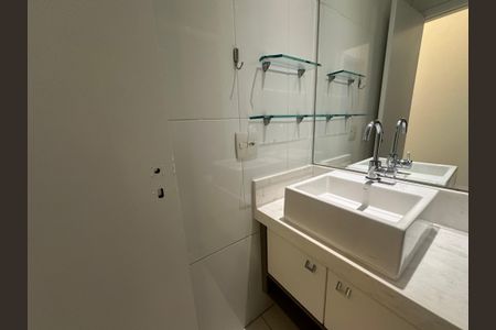 Apartamento para alugar com 62m², 2 quartos e 1 vaga Apartamento para alugar com 62m², 2 quartos e 1 vagaBanheiro