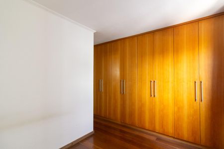 Apartamento à venda com 95m², 3 quartos e 2 vagas Apartamento à venda com 95m², 3 quartos e 2 vagasSuíte