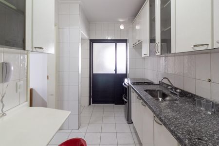Apartamento à venda com 95m², 3 quartos e 2 vagas Apartamento à venda com 95m², 3 quartos e 2 vagasCozinha