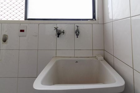 Apartamento à venda com 95m², 3 quartos e 2 vagas Apartamento à venda com 95m², 3 quartos e 2 vagasÁrea de Serviço