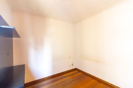 Apartamento à venda com 95m², 3 quartos e 2 vagas Apartamento à venda com 95m², 3 quartos e 2 vagasSuíte