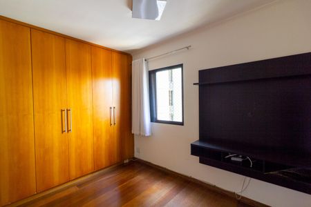 Apartamento à venda com 95m², 3 quartos e 2 vagas Apartamento à venda com 95m², 3 quartos e 2 vagasSuíte