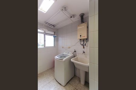 Apartamento à venda com 90m², 3 quartos e 2 vagas Apartamento à venda com 90m², 3 quartos e 2 vagasÁrea de Serviço