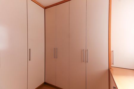 Apartamento à venda com 90m², 3 quartos e 2 vagas Apartamento à venda com 90m², 3 quartos e 2 vagas Suíte 2