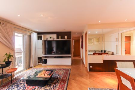 Apartamento à venda com 90m², 3 quartos e 2 vagas Apartamento à venda com 90m², 3 quartos e 2 vagasSala