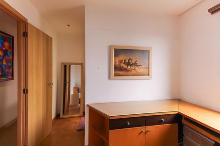 Apartamento à venda com 90m², 3 quartos e 2 vagas Apartamento à venda com 90m², 3 quartos e 2 vagas Suíte 1
