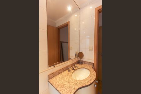 Apartamento à venda com 90m², 3 quartos e 2 vagas Apartamento à venda com 90m², 3 quartos e 2 vagasBanheiro da Suíte 1