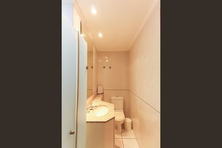 Apartamento à venda com 90m², 3 quartos e 2 vagas Apartamento à venda com 90m², 3 quartos e 2 vagasBanheiro da Suíte 2