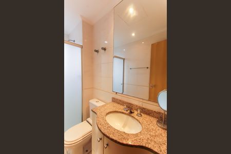 Apartamento à venda com 90m², 3 quartos e 2 vagas Apartamento à venda com 90m², 3 quartos e 2 vagasBanheiro da Suíte 1